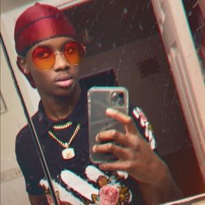 Meet your Posher, Ousmane